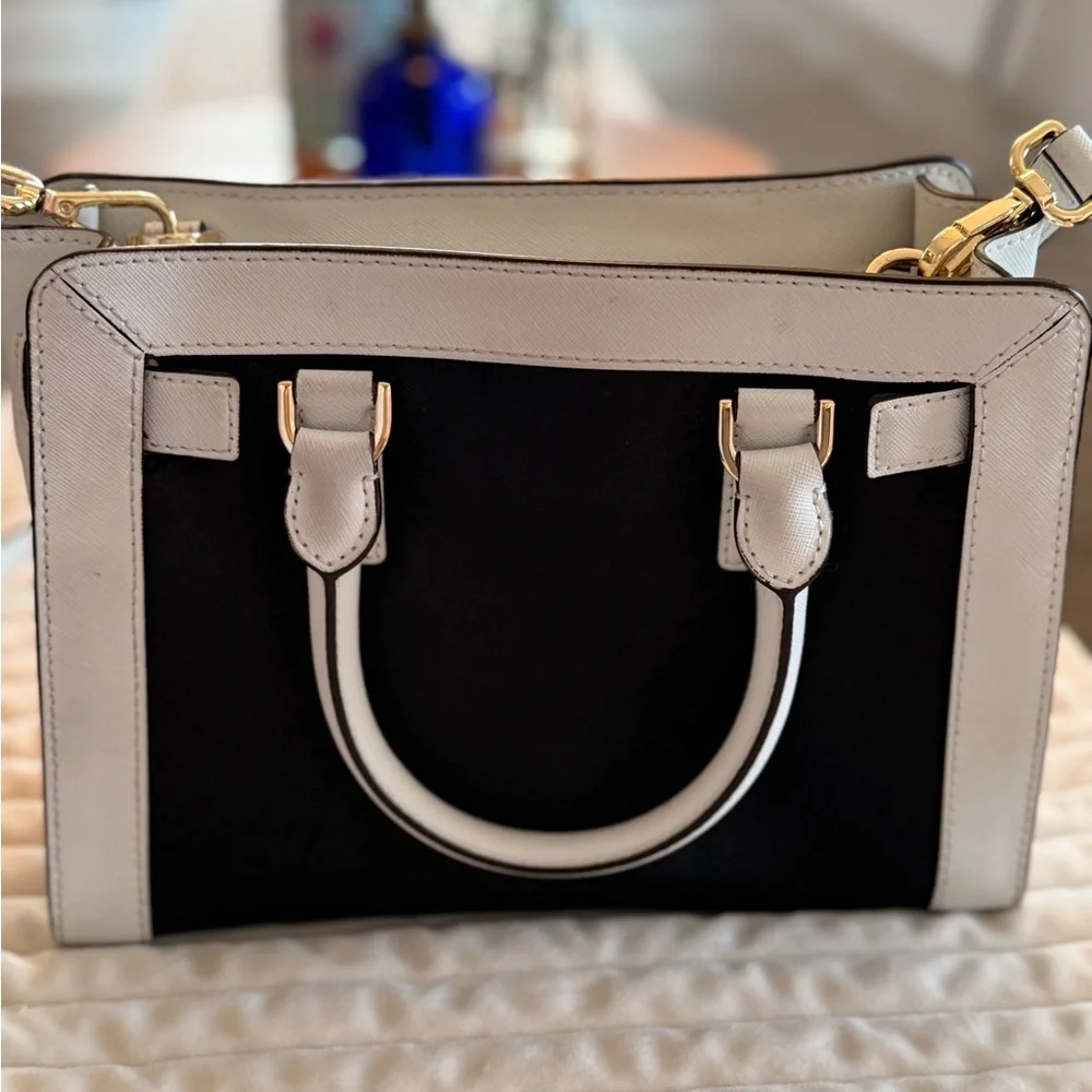 Michael Kors Black and white bag - Picture 2 of 4